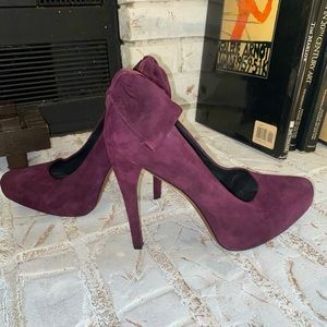 Plum Vera Wang velvet Heels